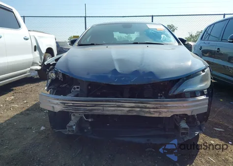 2015 Chrysler 200 S z USA, uszkodzony, nr VIN 1C3CCCDG8FN636646